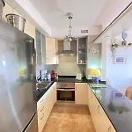 Dream View - 2 Bedroom With Terrace Apartment
