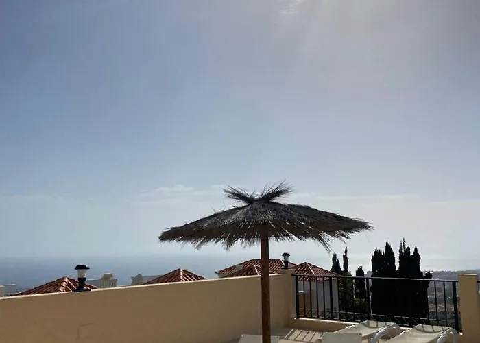 Dream View - 2 Bedroom With Terrace