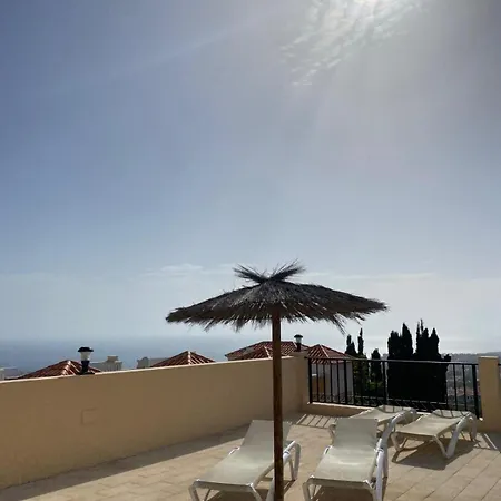 Dream View - 2 Bedroom With Terrace