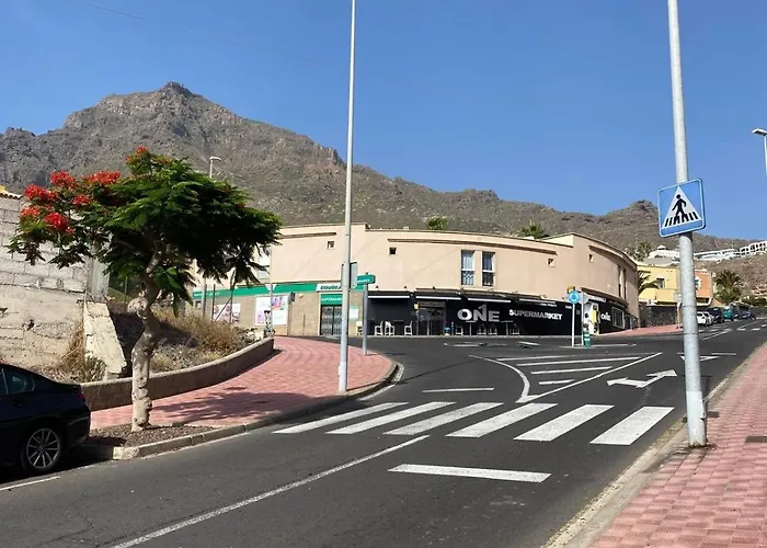 Dream View - 2 Bedroom With Terrace Lägenhet